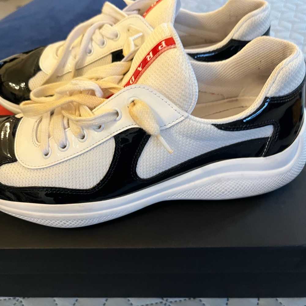 Authentic size 9 Prada Men's Black and White America Sneakers Made in Italy 🇮🇹